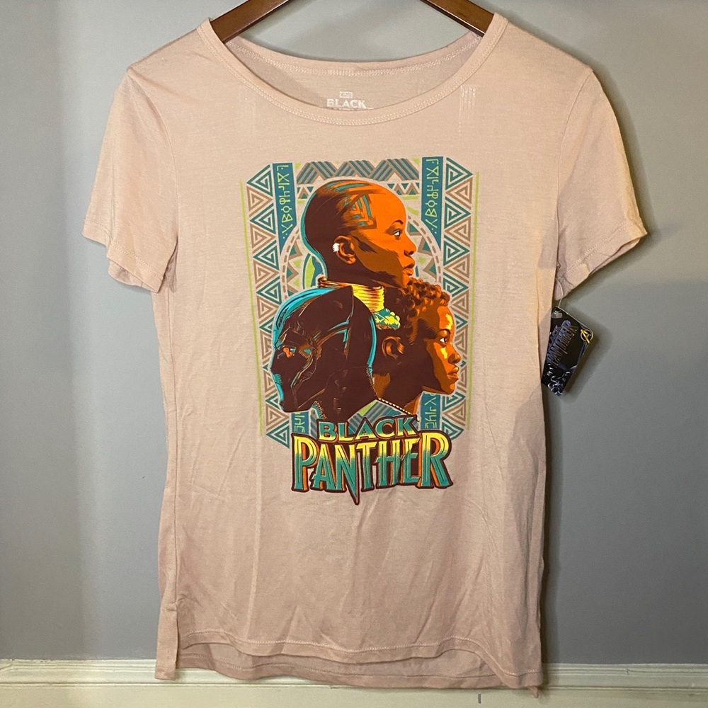 Black Panther Pink Tshirt NWT Size small